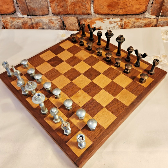 Steampunk Nuts and Bolts Chess Set – Full 32 Metal Pieces – Industrial Punk VTG - Picture 2 of 11